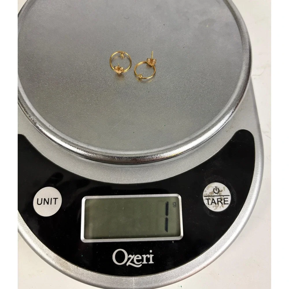 10K Gold Open Circle‎ Stud Earrings Tiny Stone Minimalist Dainty Vintage